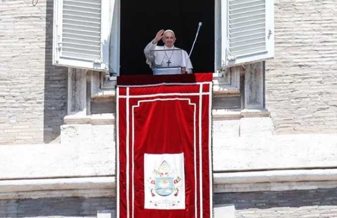 Πώς σχολιάζει ο ιταλικός τύπος τη δήλωση του πάπα για την Αγία Σοφία