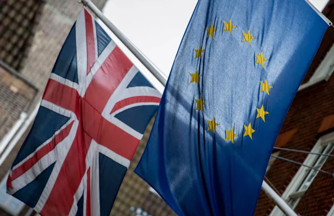 Βρετανία: Οι εμπορικές συνομιλίες του Brexit "σκαλώνουν" γιατί η ΕΕ ζητά παρά πολλά