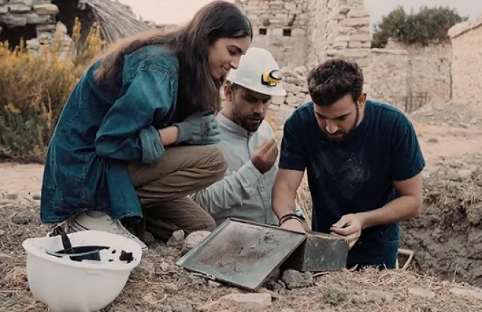 Τι θα δείτε σήμερα στις 8 ΛΕΞΕΙΣ (vid) 