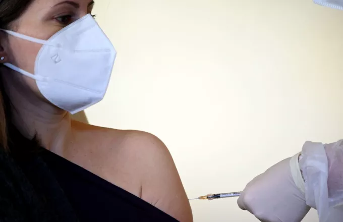 Ε.Ε: Ξεκίνησαν οι εμβολιασμοί κατά του κορωνοϊού στις χώρες της Ευρώπης