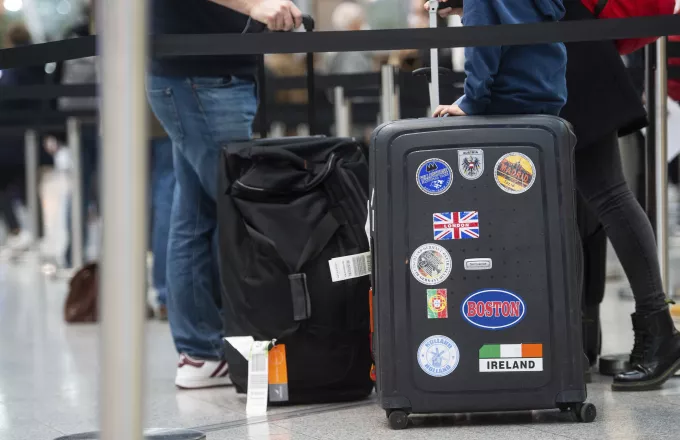Πρόστιμο 5.000 λιρών για όποιον επιχειρήσει ταξίδι αναψυχής στο εξωτερικό από τη Βρετανία