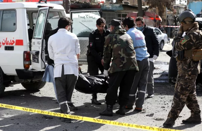 Αφγανιστάν: Καταγγελίες για 50 νεκρούς από αεροπορικές επιδρομές του στρατού του Πακιστάν 