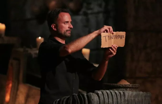 Survivor: Στα μαχαίρια οι Μπλε παρά τη νίκη - Ξανά στον τάκο ο Τριαντάφυλλος (vids)