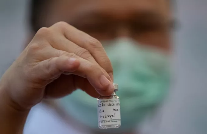 Ιταλία- κορωνοϊός: Για πρώτη φορά στην Ευρώπη χορήγηση εμβολίου με «σύριγγα χωρίς βελόνα»