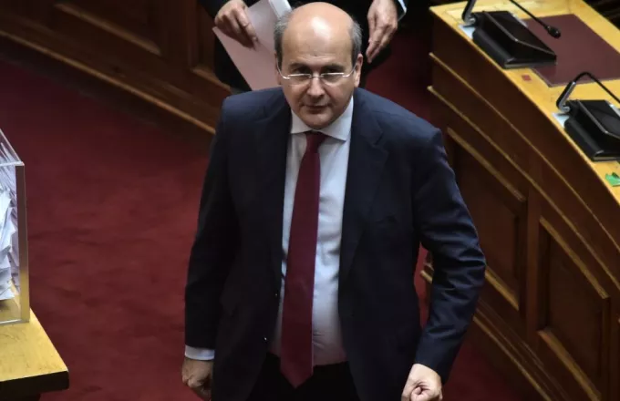 Βουλή: Εγκρίθηκε με 158 «υπέρ» το νέο ασφαλιστικό νομοσχέδιο