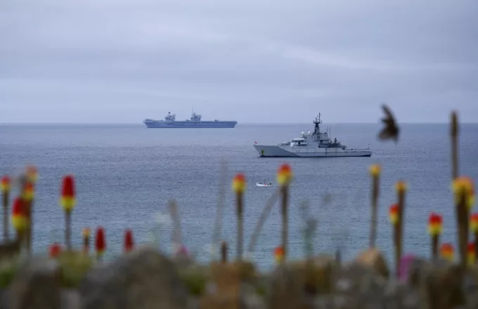 Έξαρση κορωνοϊού στη ναυαρχίδα του βρετανικού Βασιλικού Ναυτικού μετά από στάση στην Κύπρο