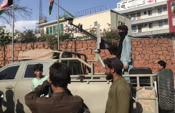 Για αρκετές εκρήξεις στην Καμπούλ κάνουν λόγο τοπικά μέσα ενημέρωσης