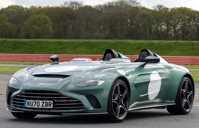 Βολίδα: Η Aston Martin V12 Speedster αξιοποιεί την τελευταία αρχιτεκτονική αλουμινίου