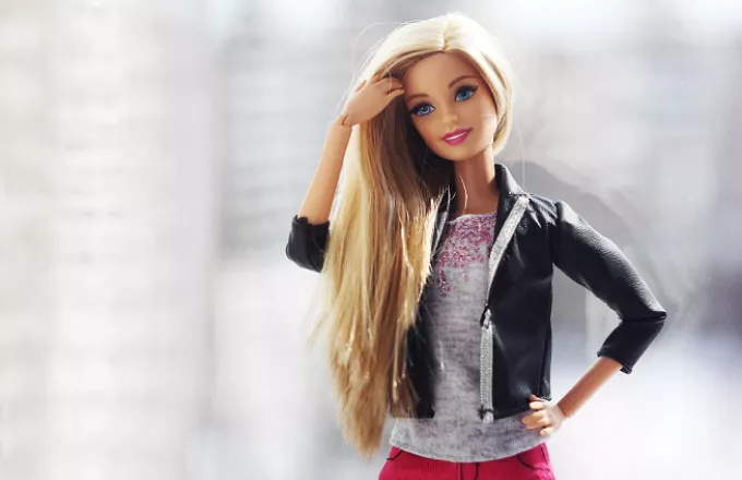 Barbie ετών 65: Μια «κούκλα-σύμβολο» μισού και κάτι αιώνα 