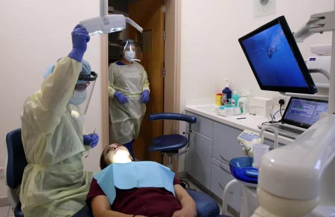 Βέλγιο: Απάτες με πλαστά πτυχία οδοντριατρικής από τη Ρουμανία - Ανησυχία για περιπτώσεις «ψευτο-οδοντιάτρων»