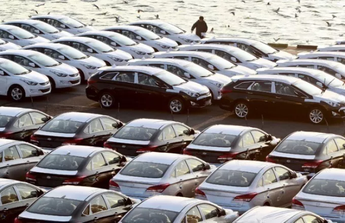 O πόλεμος στην Ουκρανία επηρέασε και την αγορά αυτοκινήτου- Μεγάλη μείωση στις πωλήσεις σε σχέση με το 2021