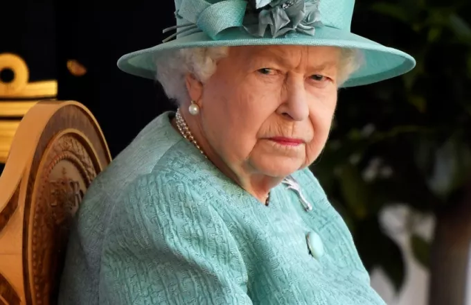 Απούσα για 1η φορά εδώ και 59 χρόνια από την έναρξη της κοινοβουλευτικής περιόδου η βασίλισσα Ελισάβετ για λόγους υγείας