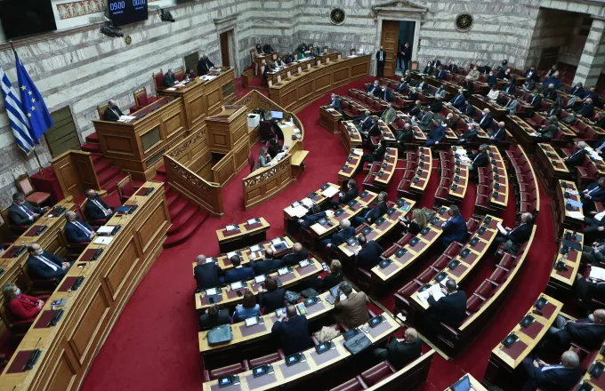 Στη Βουλή ο πόλεμος στην Ουκρανία και οι επιπτώσεις για την Ελλάδα
