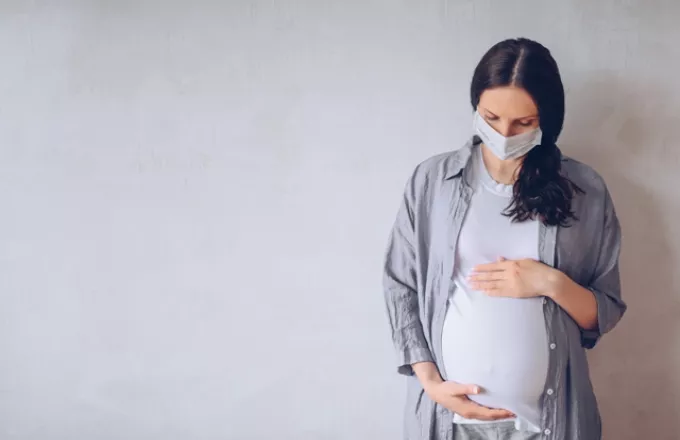 Μελέτη Covid: Οι εμβολιασμένες έγκυες έχουν μικρότερες πιθανότητες να γεννήσουν νεκρό έμβρυο