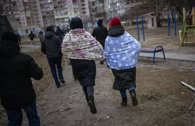 «Εντελώς ανήθικη» η στάση της Ρωσίας στο θέμα των ανθρωπιστικών διαδρόμων, λέει το Κίεβο
