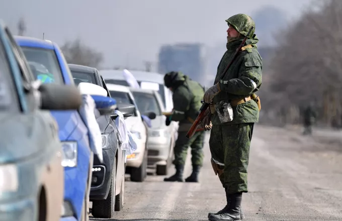 Ουκρανία: Συμφωνήθηκαν με τη Ρωσία εννέα διάδρομοι εκκένωσης