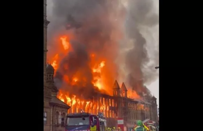 Στις φλόγες το εμβληματικό κτίριο Dalton Mills, όπου γυρίζεται η σειρά Peaky Blinders- Δείτε βίντεο