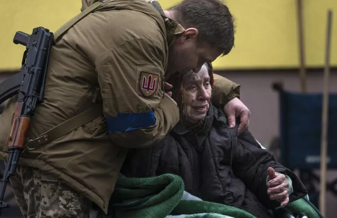 Σφοδρές μάχες στα περίχωρα του Κιέβου - Έως και 300 άμαχοι έχουν σκοτωθεί στο Ιρπίν