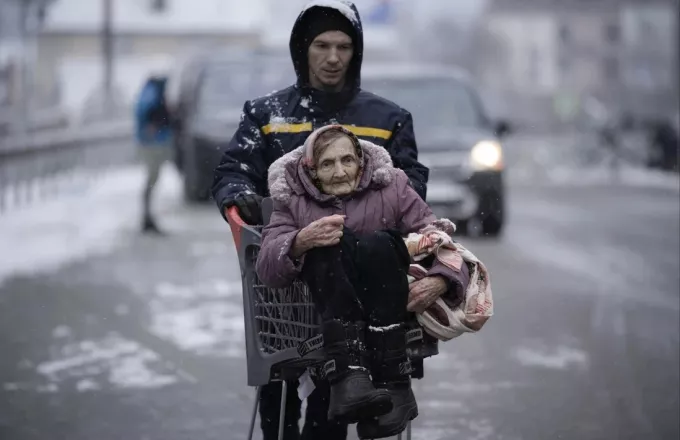 Η Ουάσινγκτον θα δεχθεί έως και 100.000 Ουκρανούς πρόσφυγες