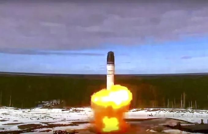 Ρωσία: Θα αναπτύξει για πρώτη φορά πυραύλους Sarmat με πυρηνικές κεφαλές 	