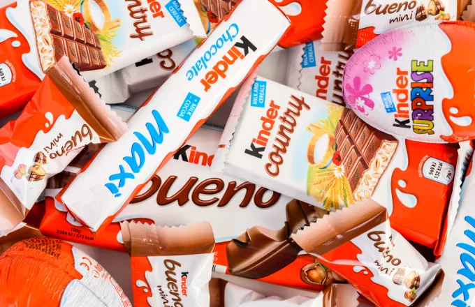 Οι βελγικές αρχές ανακαλούν την άδεια λειτουργίας του εργοστασίου σοκολάτας Kinder μετά τη μόλυνση με σαλμονέλα