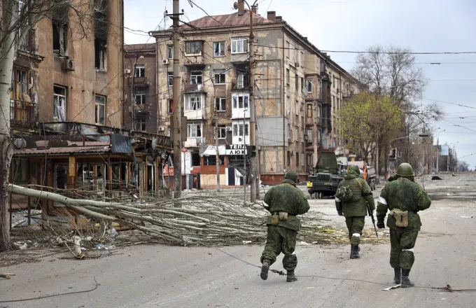 Ουκρανία: Πέντε νεκροί και 18 τραυματίες από το πυραυλικό χτύπημα στην Οδησσό, σύμφωνα με το Κίεβο