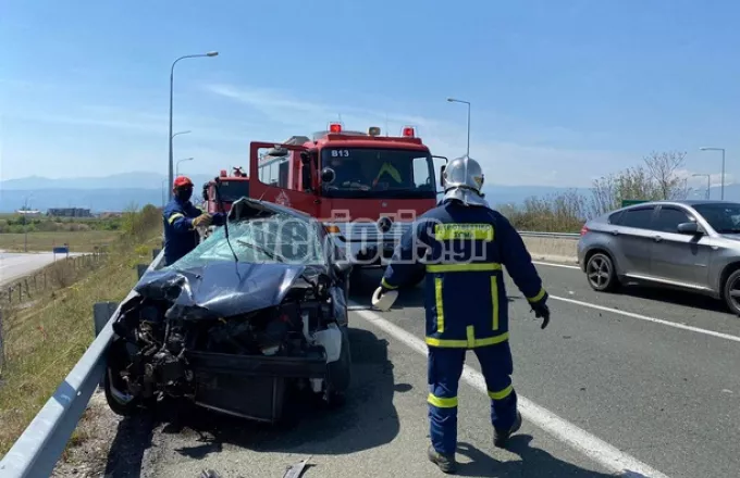 Θανατηφόρο τροχαίο στην Εγνατία Οδό - Mια 14χρονη νεκρή και δύο τραυματίες (βίντεο)