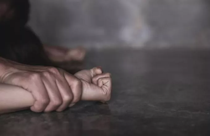 Βόλος: Έγκυος στον 7ο μήνα ξυλοκοπήθηκε άγρια από τον σύζυγό της 