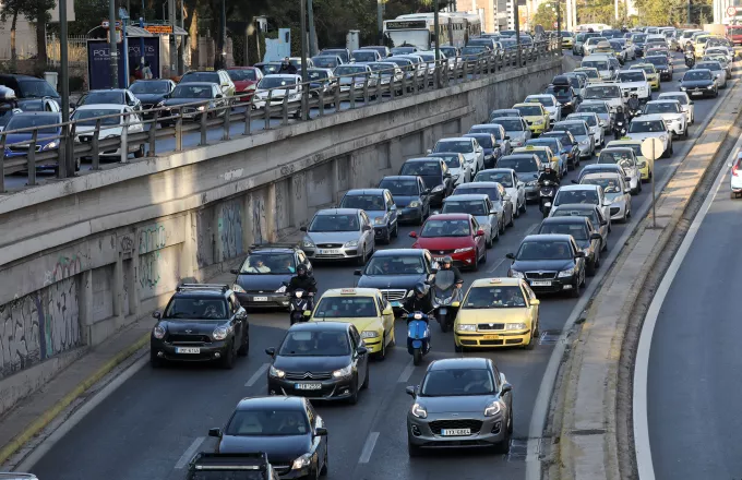 Αυξημένη κίνηση στο Λεκανοπέδιο: Αναλυτικά οι δρόμοι με μποτιλιάρισμα