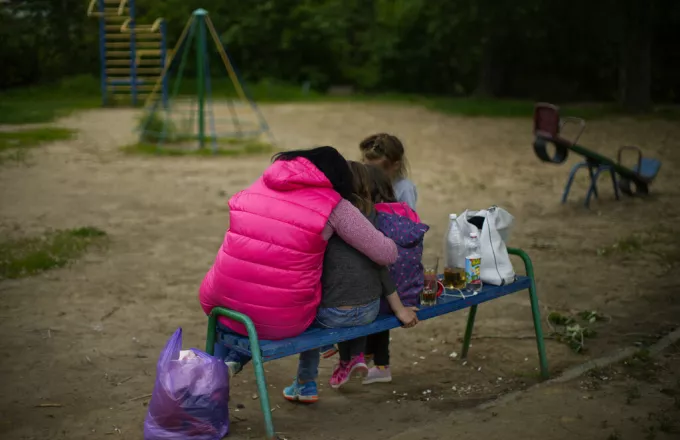 Κάθε μέρα σκοτώνονται στην Ουκρανία δύο παιδιά και τραυματίζονται τέσσερα, λέει η UNICEF/ AP