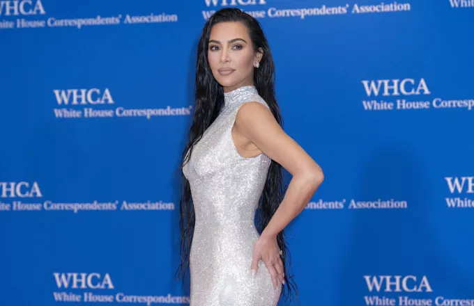 Κim Kardashian: Αποτυχημένο photoshop σε φωτογραφία της γίνεται viral