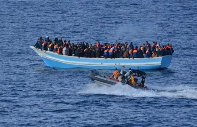 Τραγωδία στη Λέσβο: Νεκρό βρέφος έπειτα από πρόσκρουση βάρκας με πρόσφυγες πάνω σε βράχο