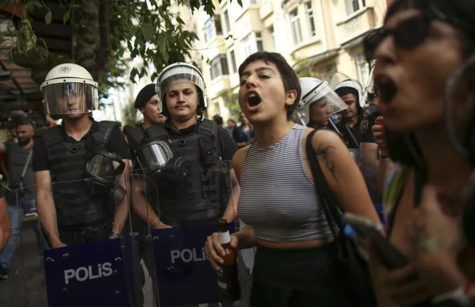 Τουρκία: Ξεπέρασαν τις 200 οι συλλήψεις στην πορεία Pride στην Κωνσταντινούπολης