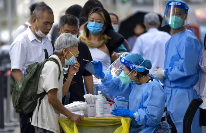 Κίνα: Ενδείξεις για νέο κύμα πανδημίας κορωνοϊού