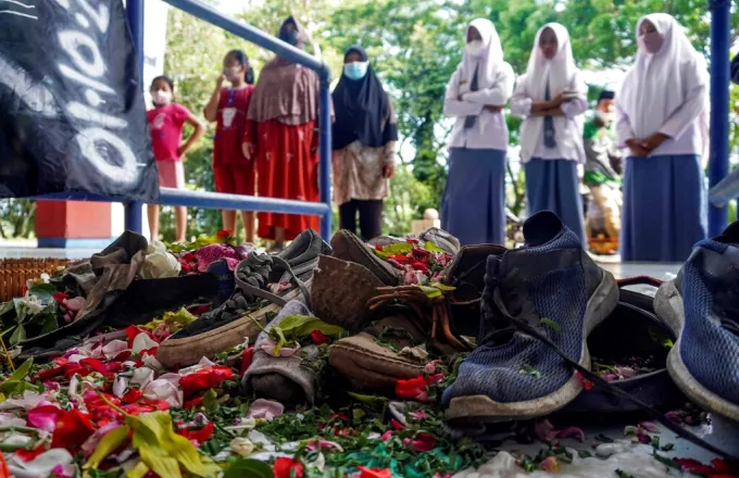 Ινδονησία - Τραγωδία στο γήπεδο