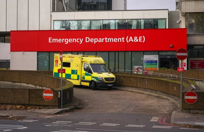 Δέκα τραυματίες στο νοσοκομείο από το σοβαρό τροχαίο σε γέφυρα της Ουαλίας