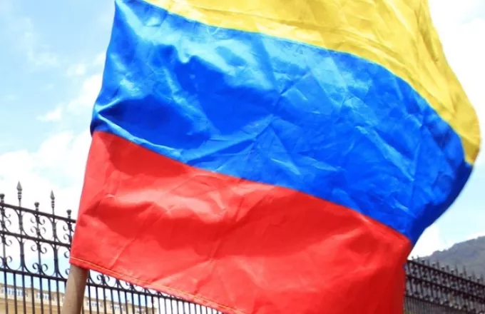 Ένοπλες οργανώσεις στην Κολομβία απειλούν με ανάμειξή τους στις τοπικές εκλογές