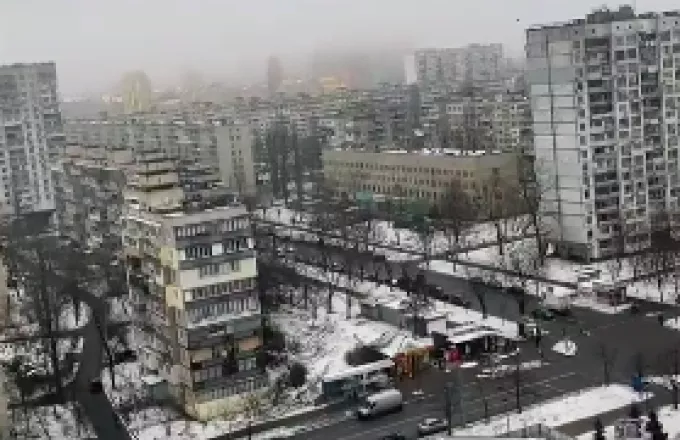 Ρωσική πυραυλική επίθεση έπληξε υποδομές στο Κίεβο, σύμφωνα με ουκρανούς αξιωματούχους