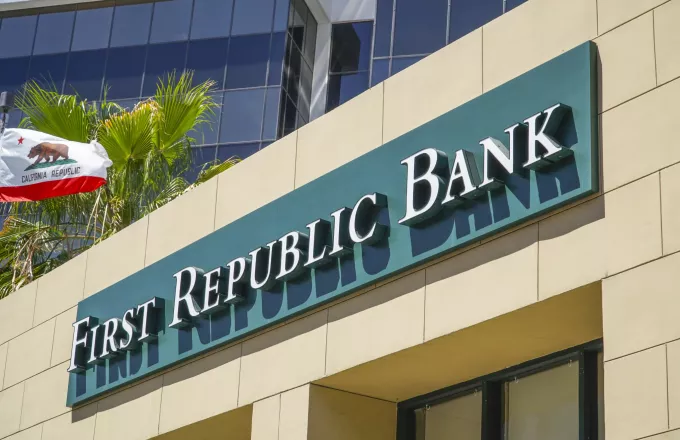 «Βουτιά» για τη μετοχή της First Republic Bank