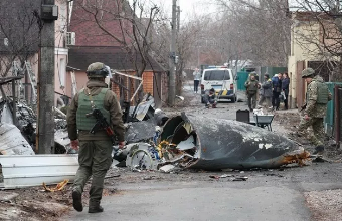 Ουκρανία: Τουλάχιστον πέντε νεκροί, 15 τραυματίες από ρωσικό πλήγμα στην πόλη Σλοβιάνσκ