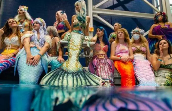 «Γοργόνες» συμμετέχουν σε συνέδριο «θαλάσσιας μαγείας» στη Βιρτζίνια