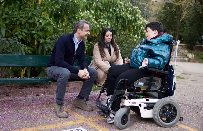 Μητσοτάκης: Κάναμε πράξη τη δέσμευση για «προσωπικό βοηθό» στα άτομα με αναπηρία - Δείτε βίντεο