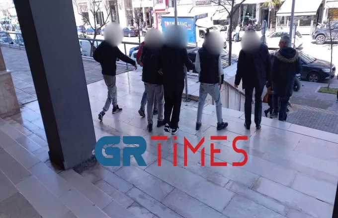 Θεσσαλονίκη: Κακουργηματική δίωξη στον ληστή με το ψαλίδι 