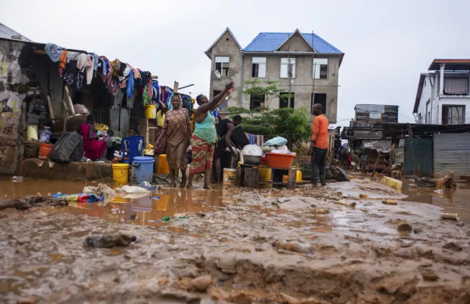 Kογκό: Τουλάχιστον 176 οι νεκροί από τις πλημμύρες