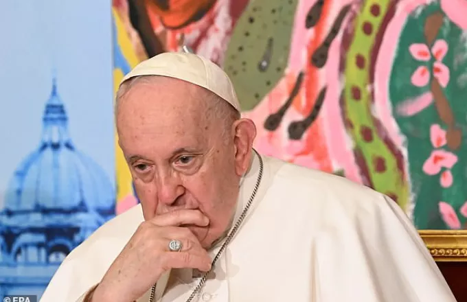 Ο πάπας Φραγκίσκος στηλιτεύει τους λαϊκιστές, προειδοποιεί ότι η δημοκρατία έχει κλονιστεί