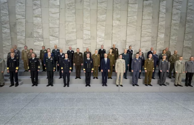 Ο Αρχηγός ΓΕΕΘΑ για τη σύνοδο της στρατιωτικής επιτροπής του ΝΑΤΟ στις Βρυξέλλες