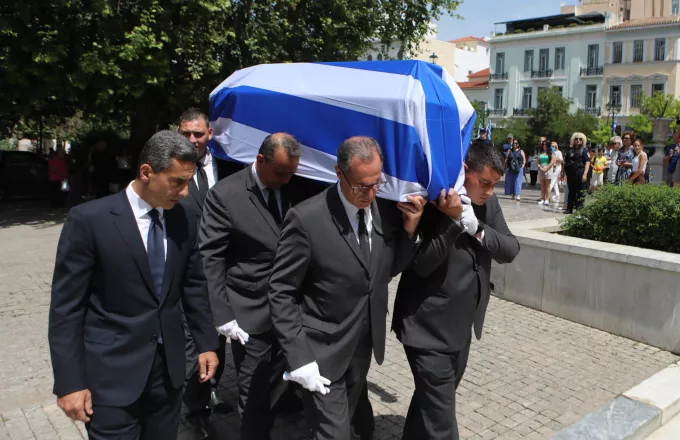 Μαρκόπουλος, κηδεία