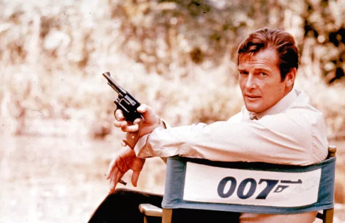 James Bond: Δημοπρατούνται τα αντικείμενά του