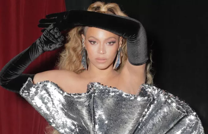 Η Beyonce «έκανε cancelled» την Lizzo μετά τις κατηγορίες - Προσπέρασε το όνομά της σε συναυλία