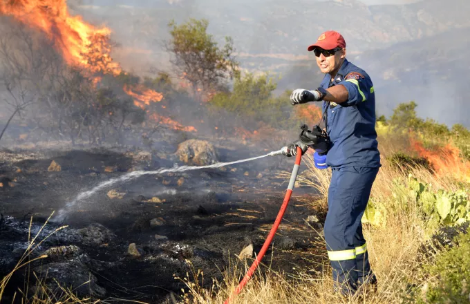Υψηλός κίνδυνος πυρκαγιάς και αύριο - Ποιες περιοχές βρίσκονται στο «πορτοκαλί»
